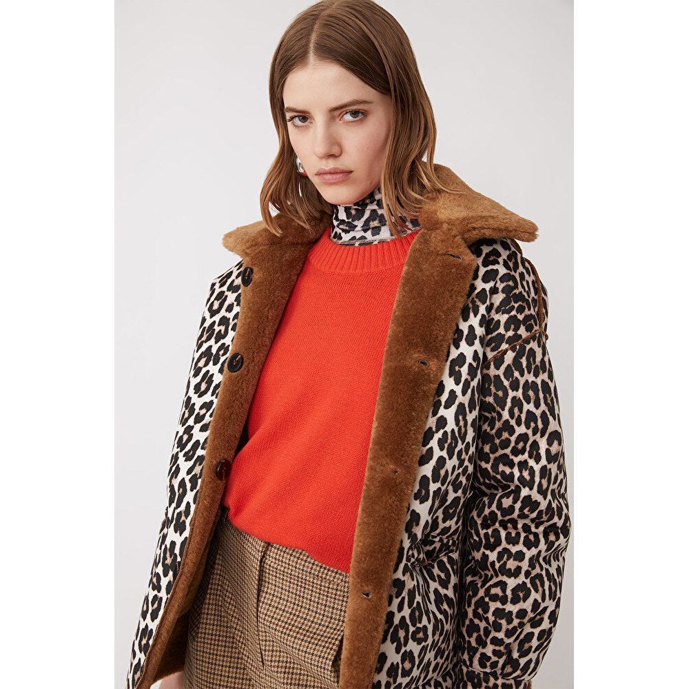 Reversible teddy jacket in the leopard print side